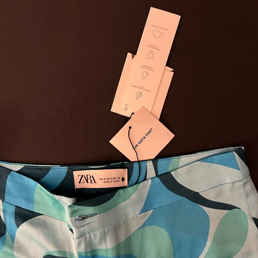 Pants - Picture 2 of 6